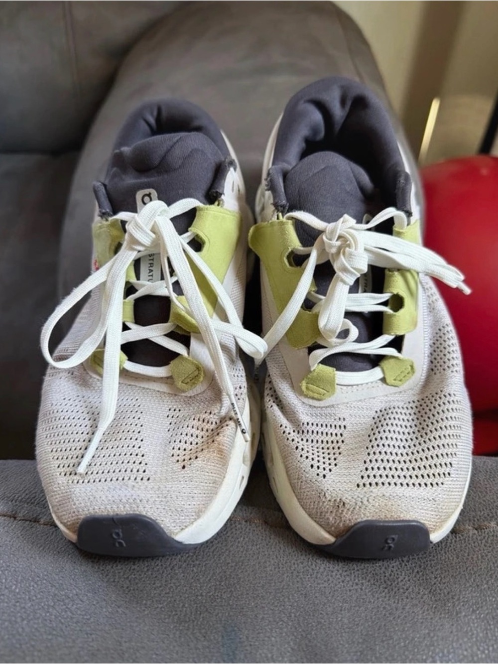 Lightweight Women's Athletic Sneakers in Gray with Lime Accent